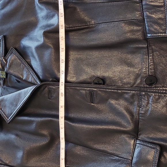 COPY - Danier Ladies Black Leather Jacket, buttons down the front, 2 pockets. - Picture 14 of 14